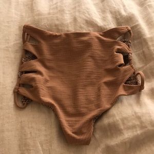 Acacia Queens Barefoot Cord - M